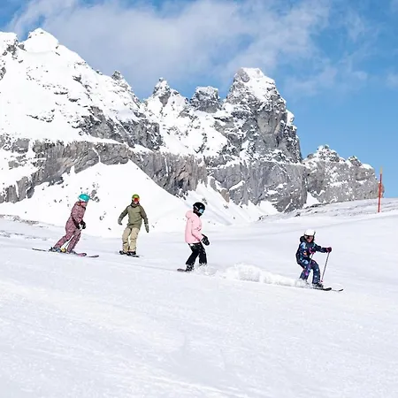 Via Radiras - Laax, Flims, Caumasee, Wandern Apartment Laax